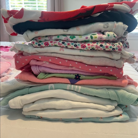 Onesie lot - Picture 1 of 1